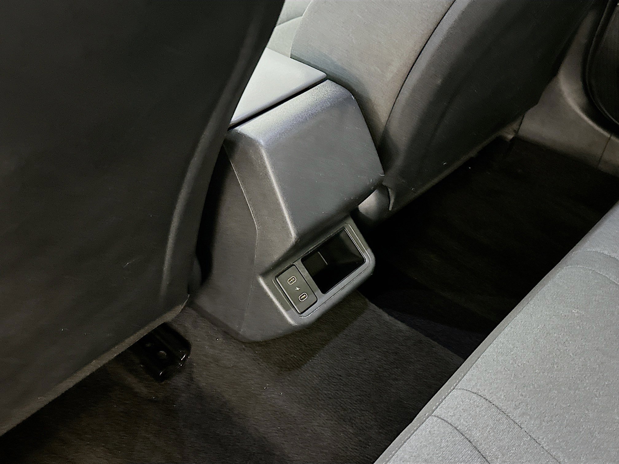 Used 2025 Kia K4 FWD image 28