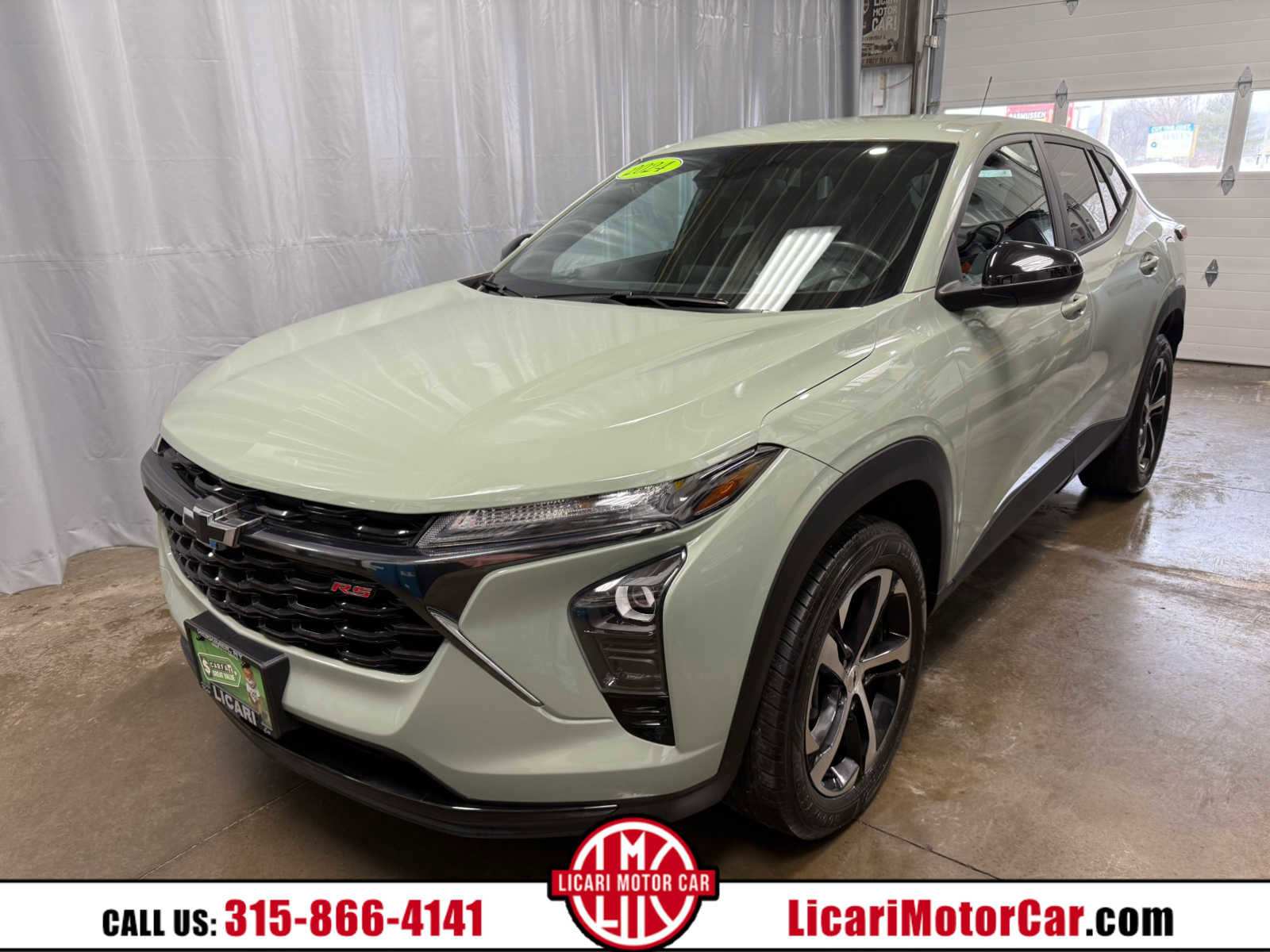 Used 2024 Chevrolet Trax RS