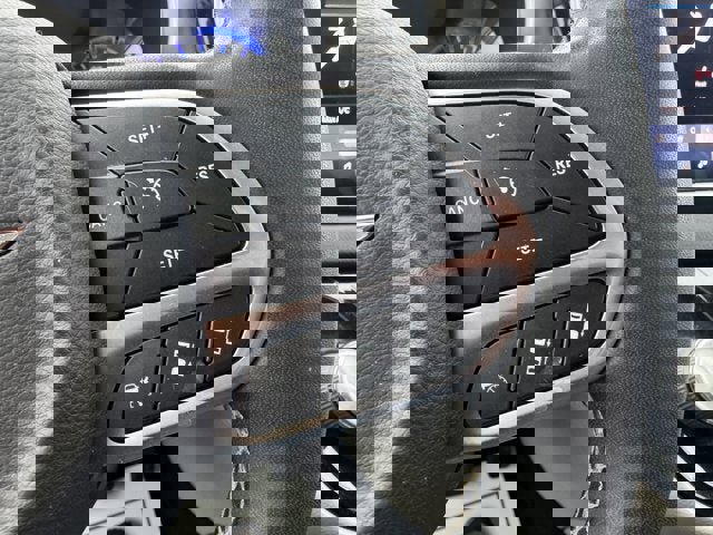 Used 2022 Chrysler Pacifica Touring-L image 19