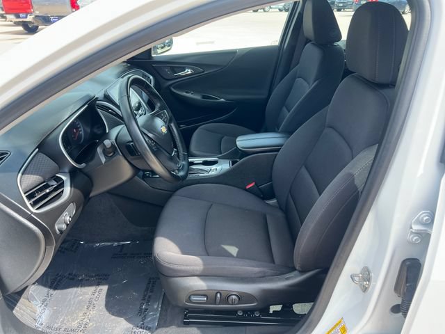Used 2024 Chevrolet Malibu LT w/ Sport Edition FWD image 12