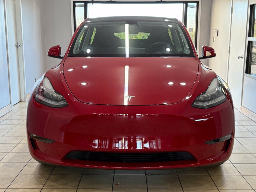 Used 2022 Tesla Model Y Long Range AWD/4WD image 2