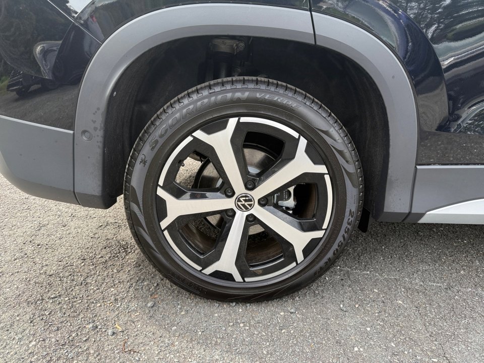 New 2026 Volkswagen Tiguan SE AWD/4WD image 23