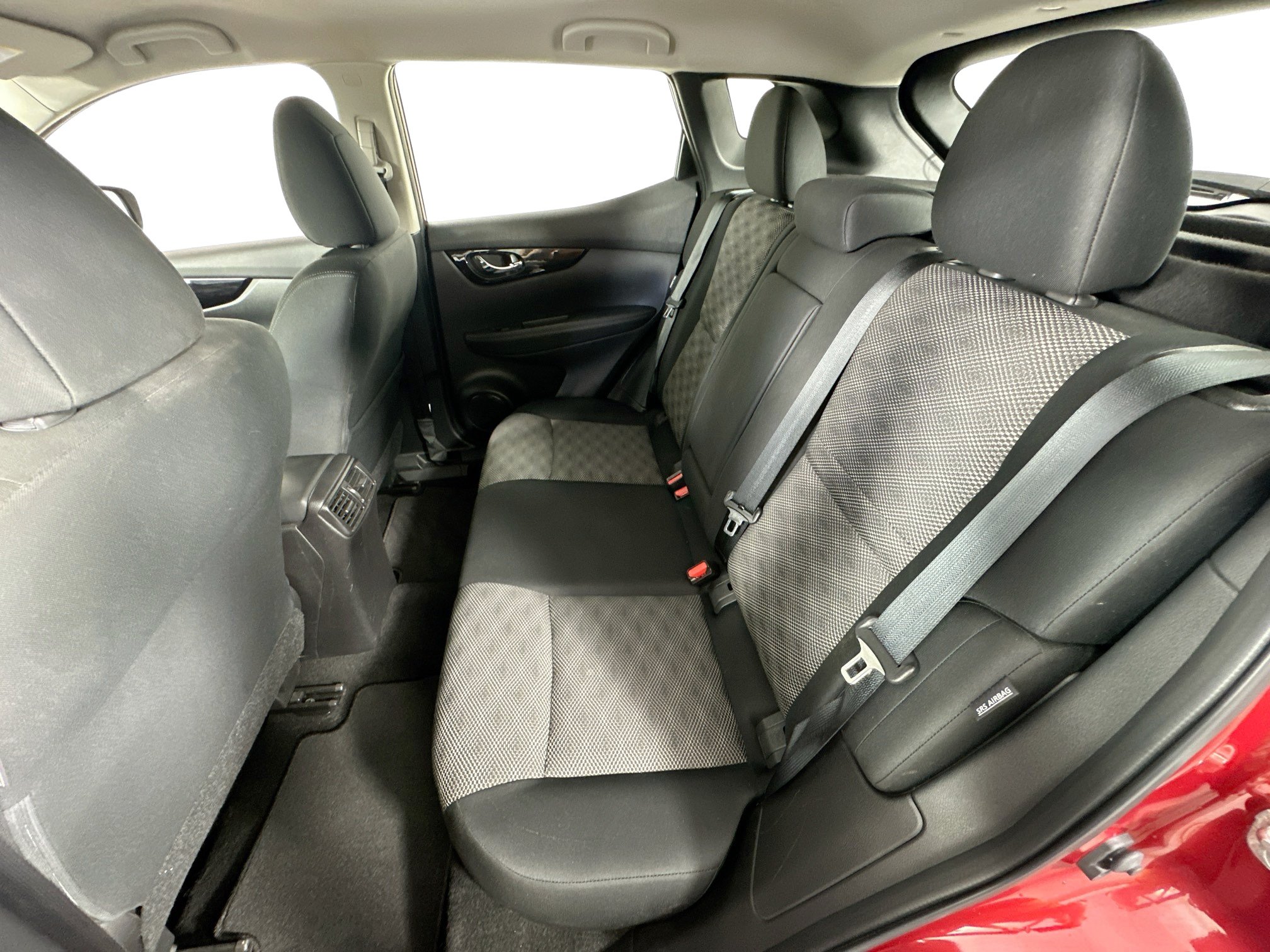 Used 2022 Nissan Rogue Sport SV FWD image 23