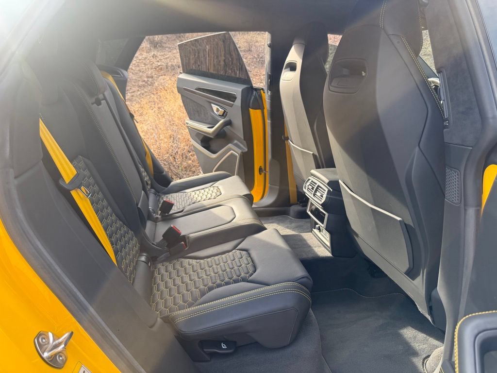 Used 2023 Lamborghini Urus S AWD/4WD image 35