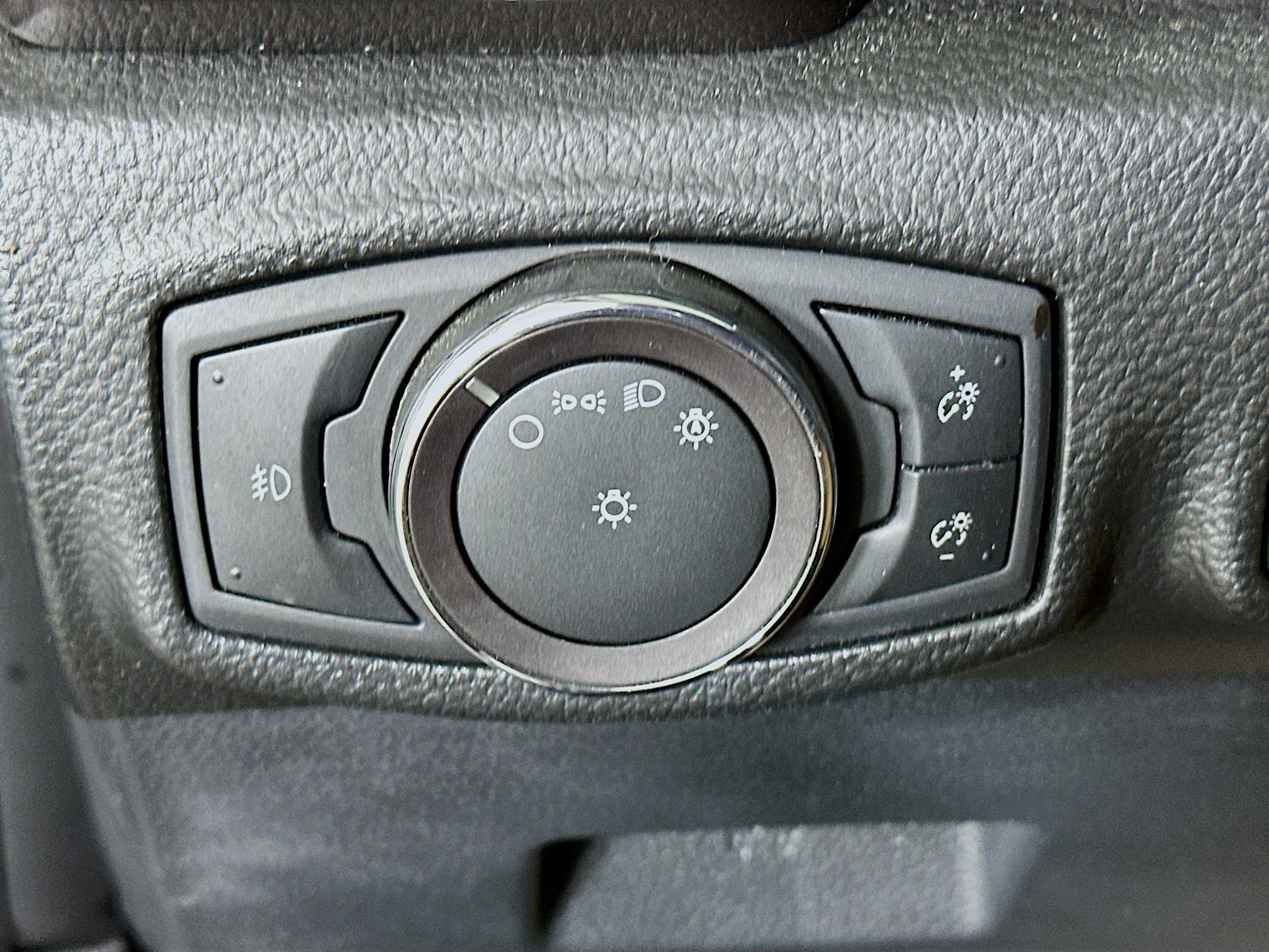 Used 2019 Ford Ranger Lariat w/ Equipment Group 501A Mid image 17