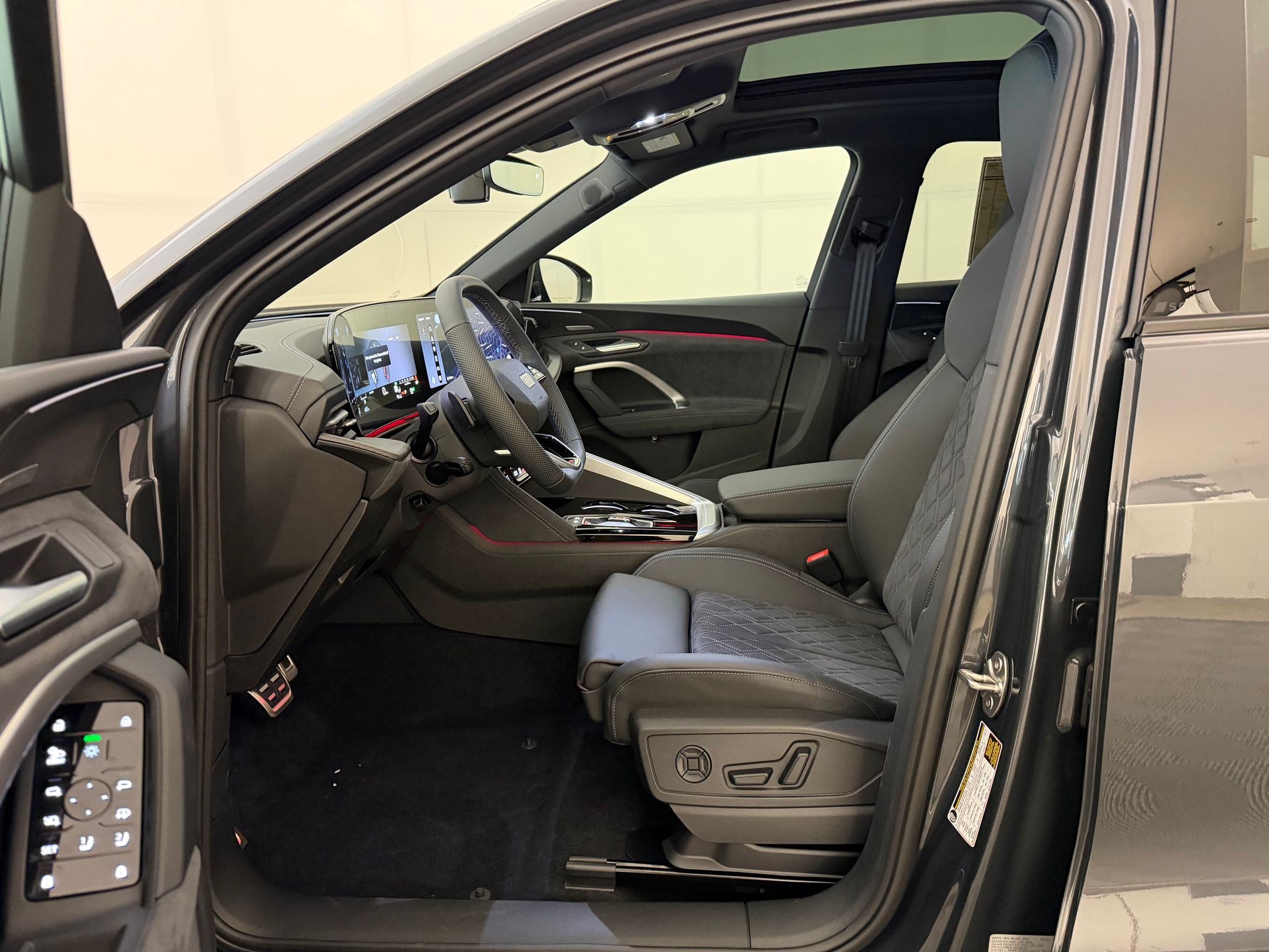 New 2026 Audi SQ5 Premium Plus AWD/4WD image 5