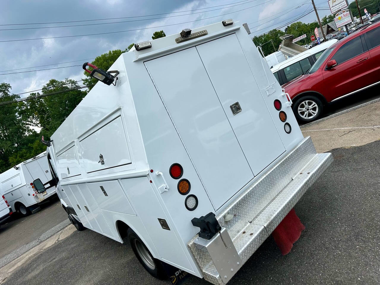 Used 2016 Mercedes-Benz Sprinter 3500 w/ Suspension Package II image 5