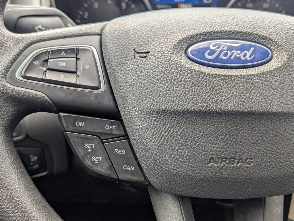 Used 2018 Ford Focus SEL FWD image 14