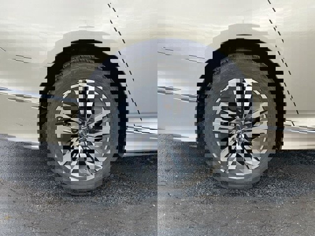 Used 2018 Honda Accord Touring image 20