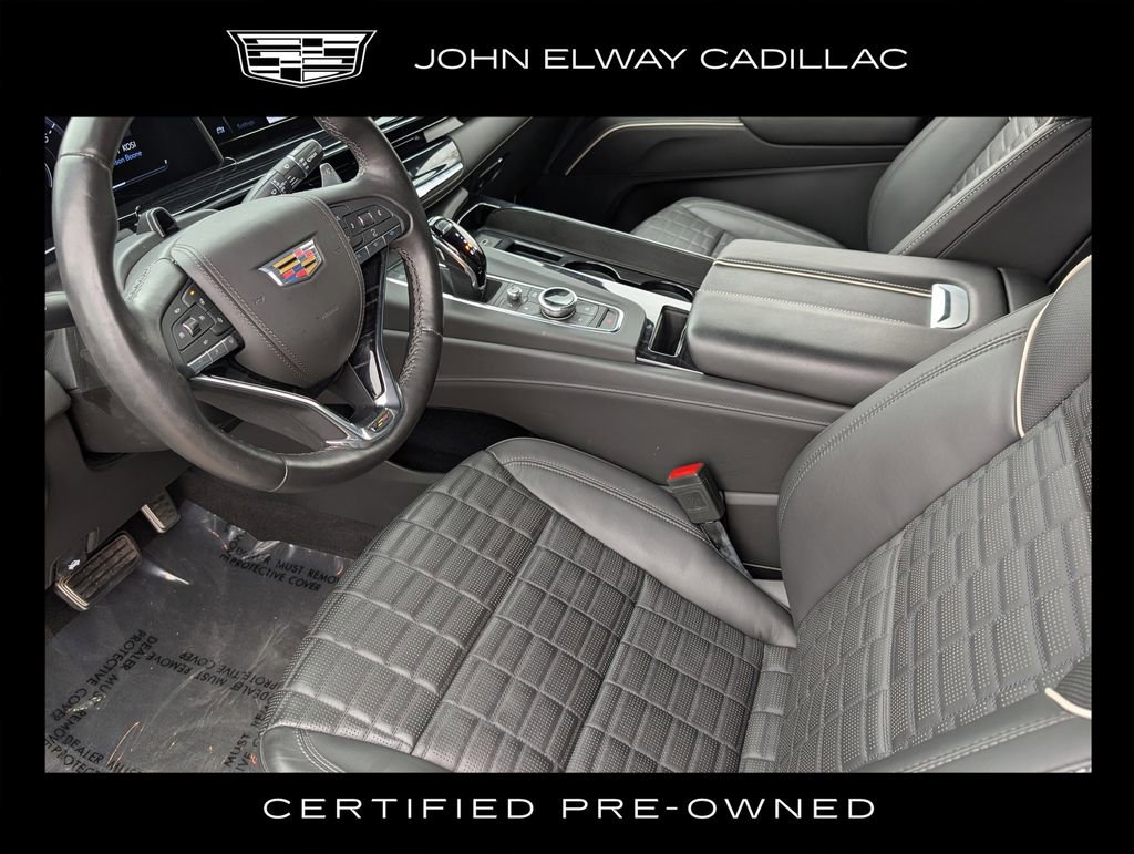 Certified 2024 Cadillac Escalade ESV V image 12