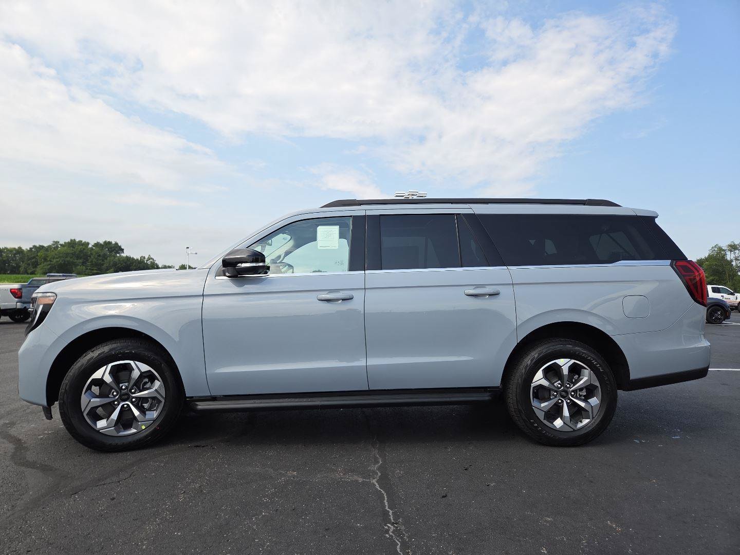 New 2027 Ford Expedition Max Active AWD/4WD image 15