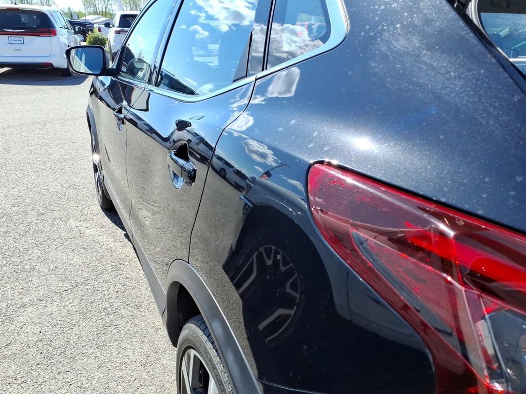 Used 2022 Nissan Rogue Sport SL AWD/4WD image 18