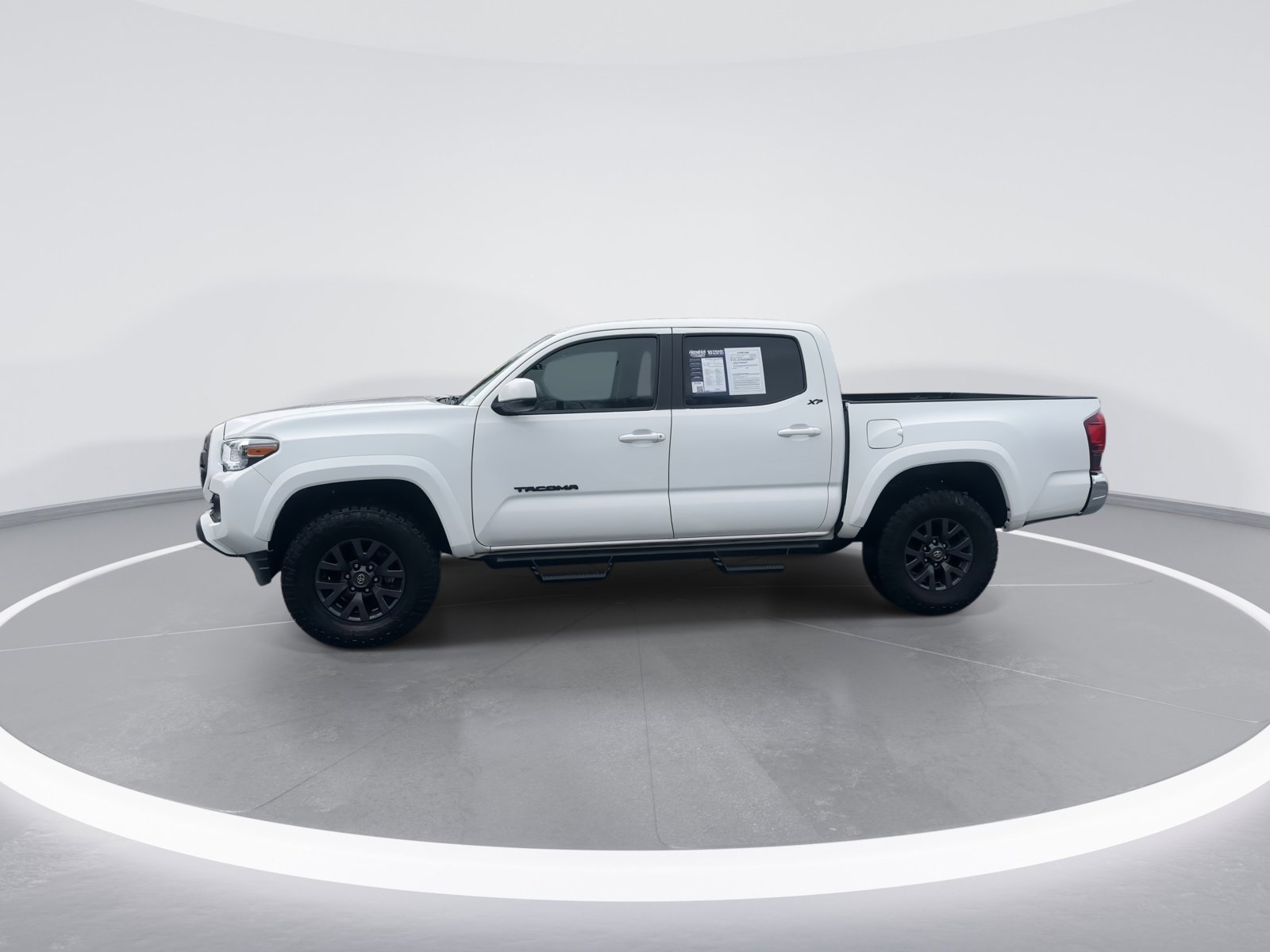 Used 2023 Toyota Tacoma SR5 image 6