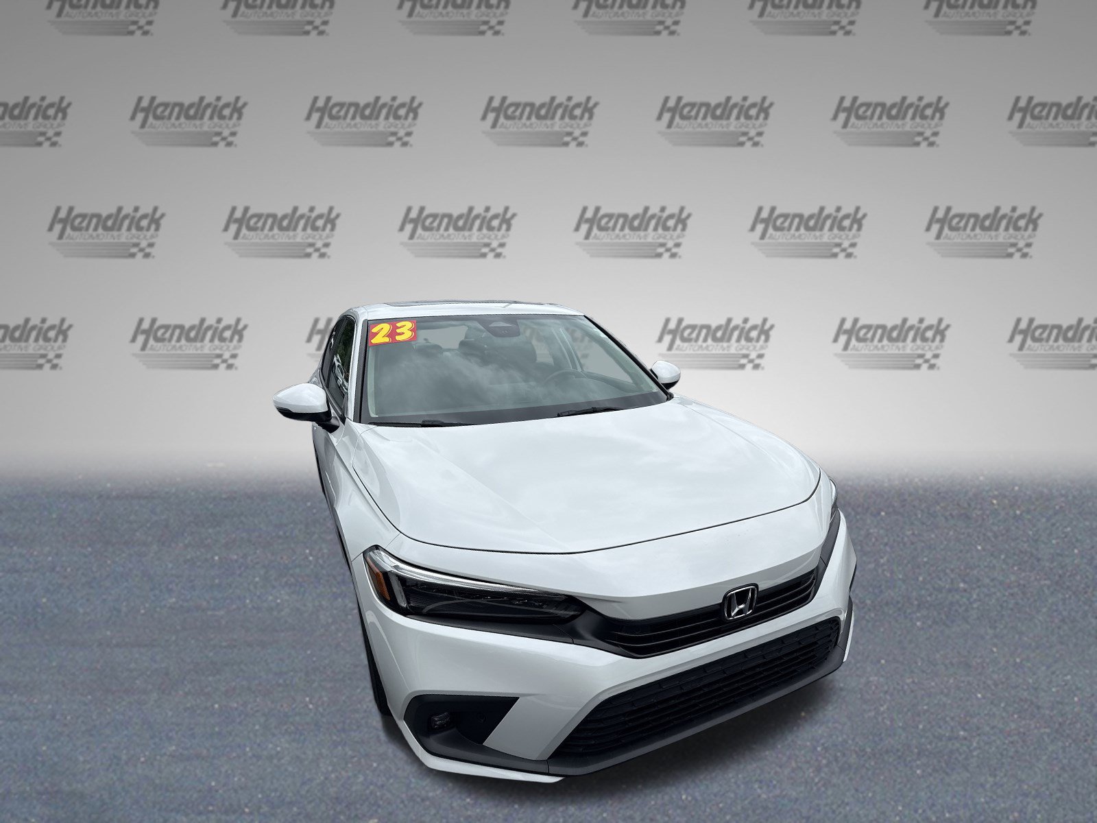 Used 2023 Honda Civic Touring image 3