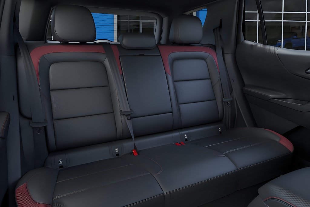 New 2027 Chevrolet Equinox RS w/ Safety and Technology Package FWD image 20
