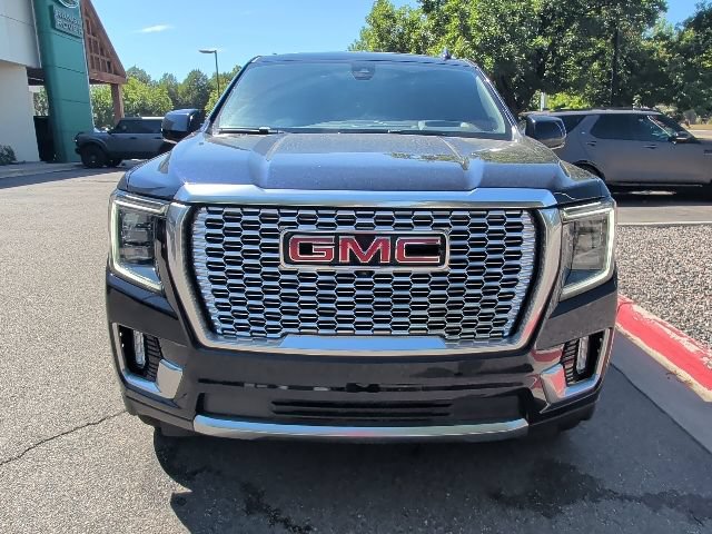 Used 2021 GMC Yukon Denali w/ Denali Ultimate Package AWD/4WD image 7