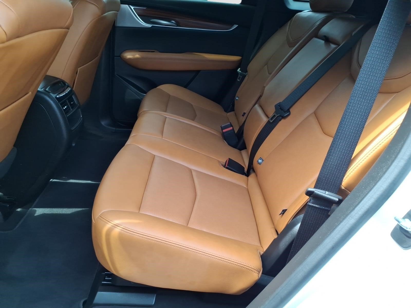 Certified 2023 Cadillac XT5 Premium Luxury AWD/4WD image 11