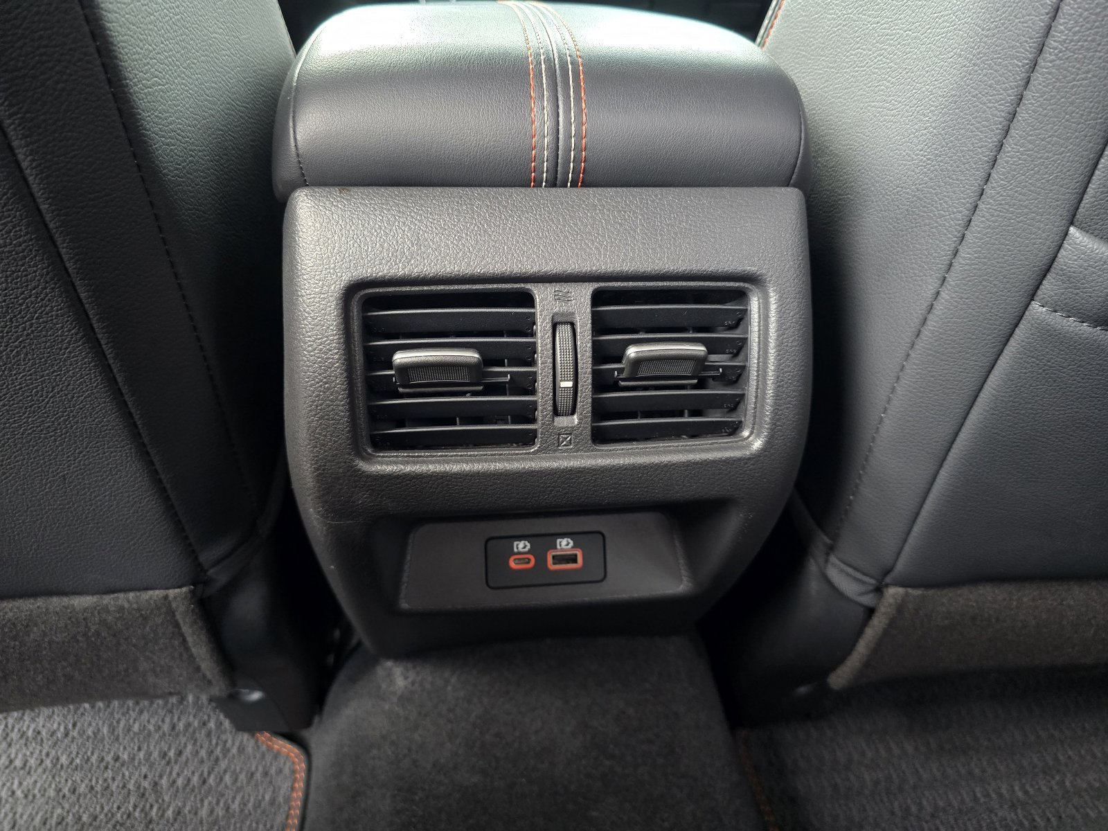 Used 2024 Nissan Altima 2.0 SR FWD image 25