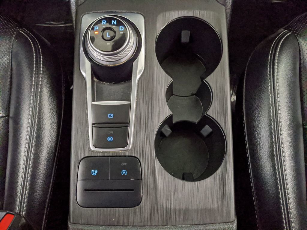 Used 2020 Ford Escape SEL image 9