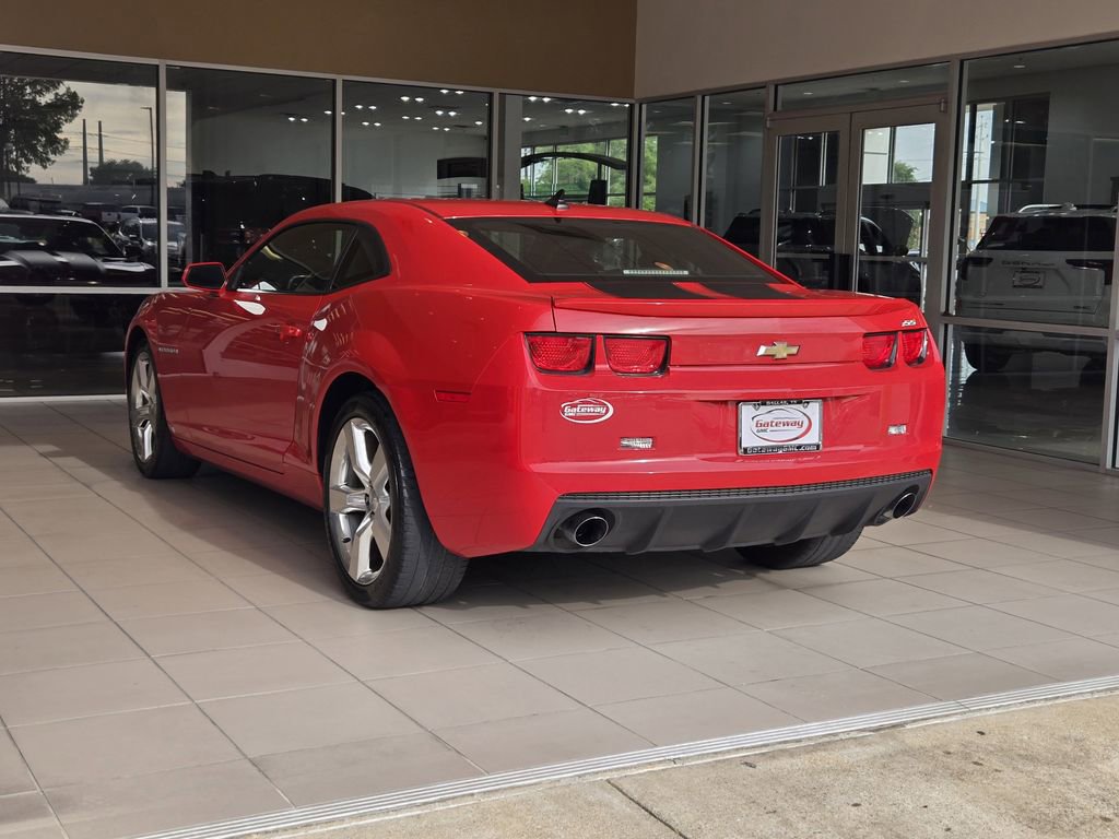 Used 2010 Chevrolet Camaro SS w/ RS Package RWD image 5