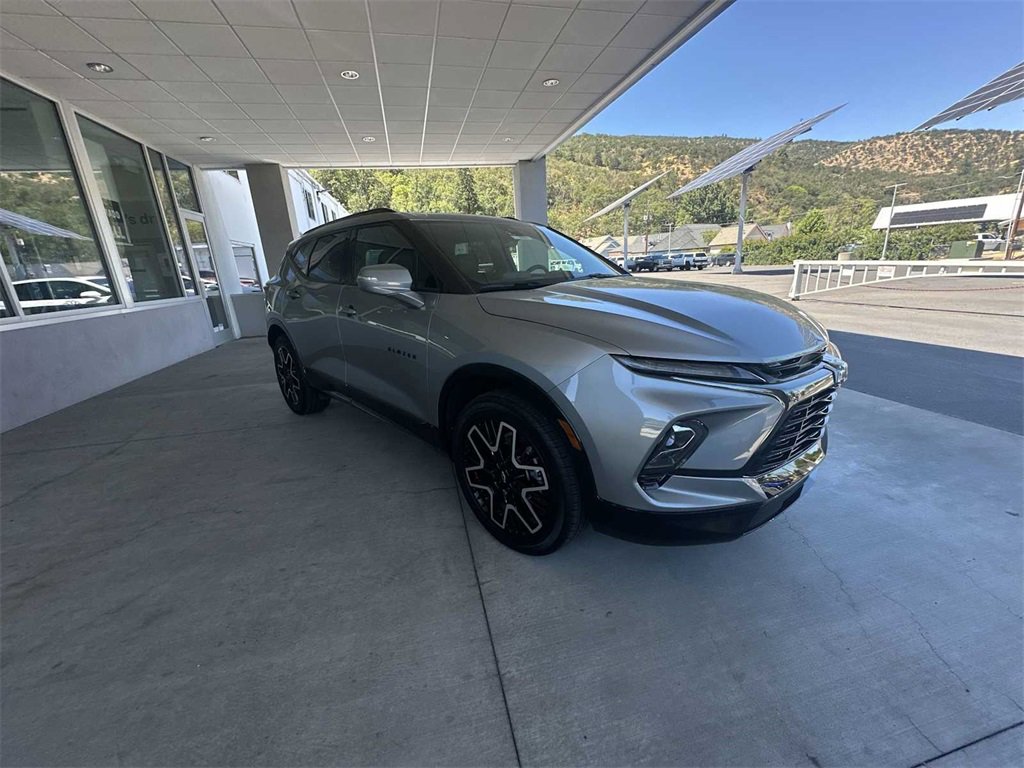New 2025 Chevrolet Blazer RS w/ Driver Confidence II Package image 2
