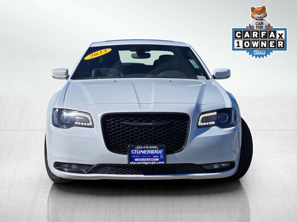 Used 2023 Chrysler 300 S RWD image 2