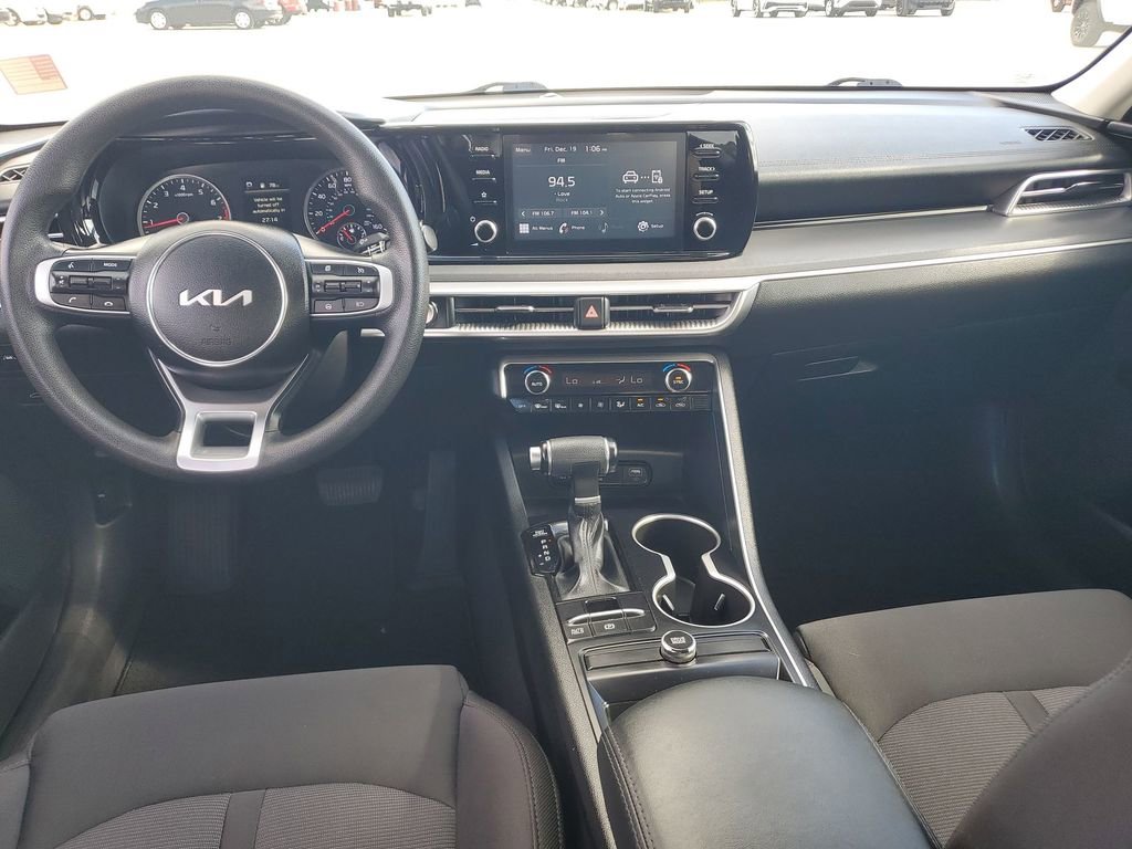Used 2023 Kia K5 LXS image 24