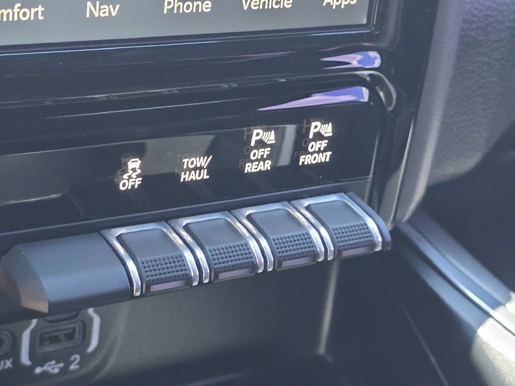 Used 2023 RAM 1500 Laramie AWD/4WD image 29