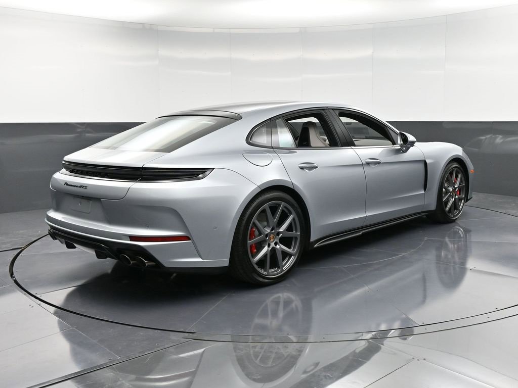 New 2026 Porsche Panamera GTS image 8