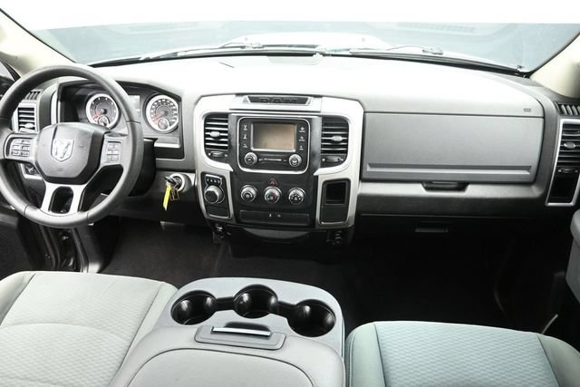 Used 2019 RAM 1500 Classic SLT RWD image 20