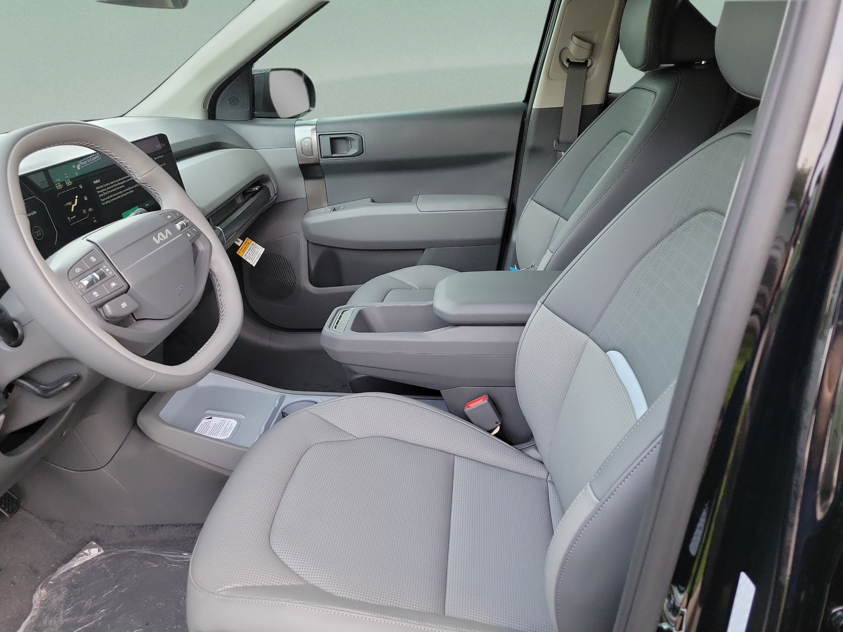 New 2027 Kia EV3 Wind FWD image 15