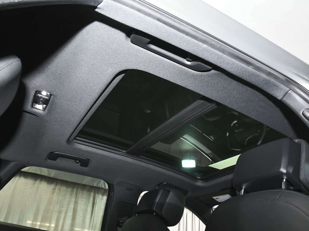 Used 2020 Audi Q3 2.0T Premium Plus w/ Premium Plus Package image 49