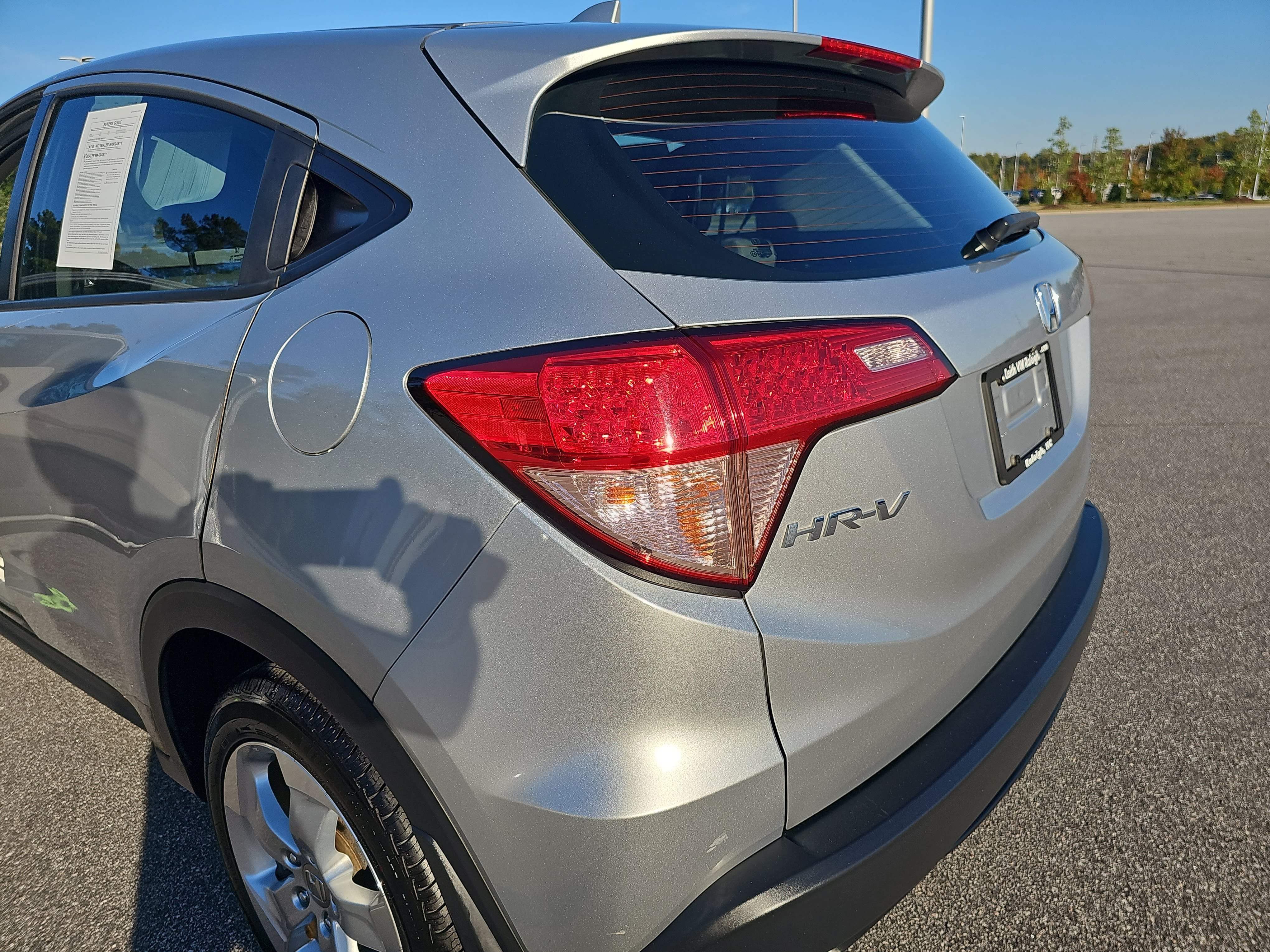 Used 2016 Honda HR-V LX image 33