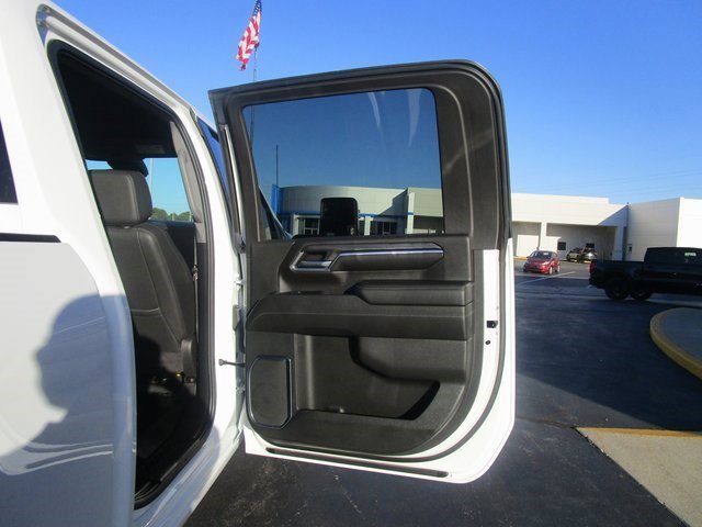 Certified 2024 Chevrolet Silverado 3500 LTZ w/ LTZ Convenience Package image 27