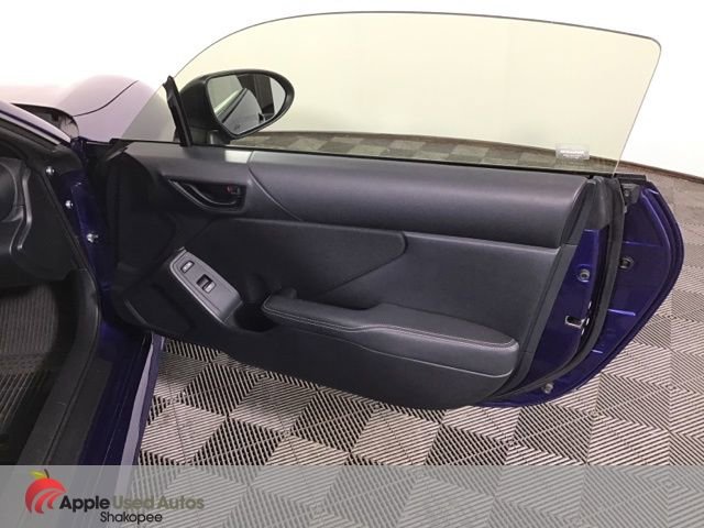 Used 2023 Toyota GR86 w/ ALL Weather Mat Package (TMS) RWD image 19
