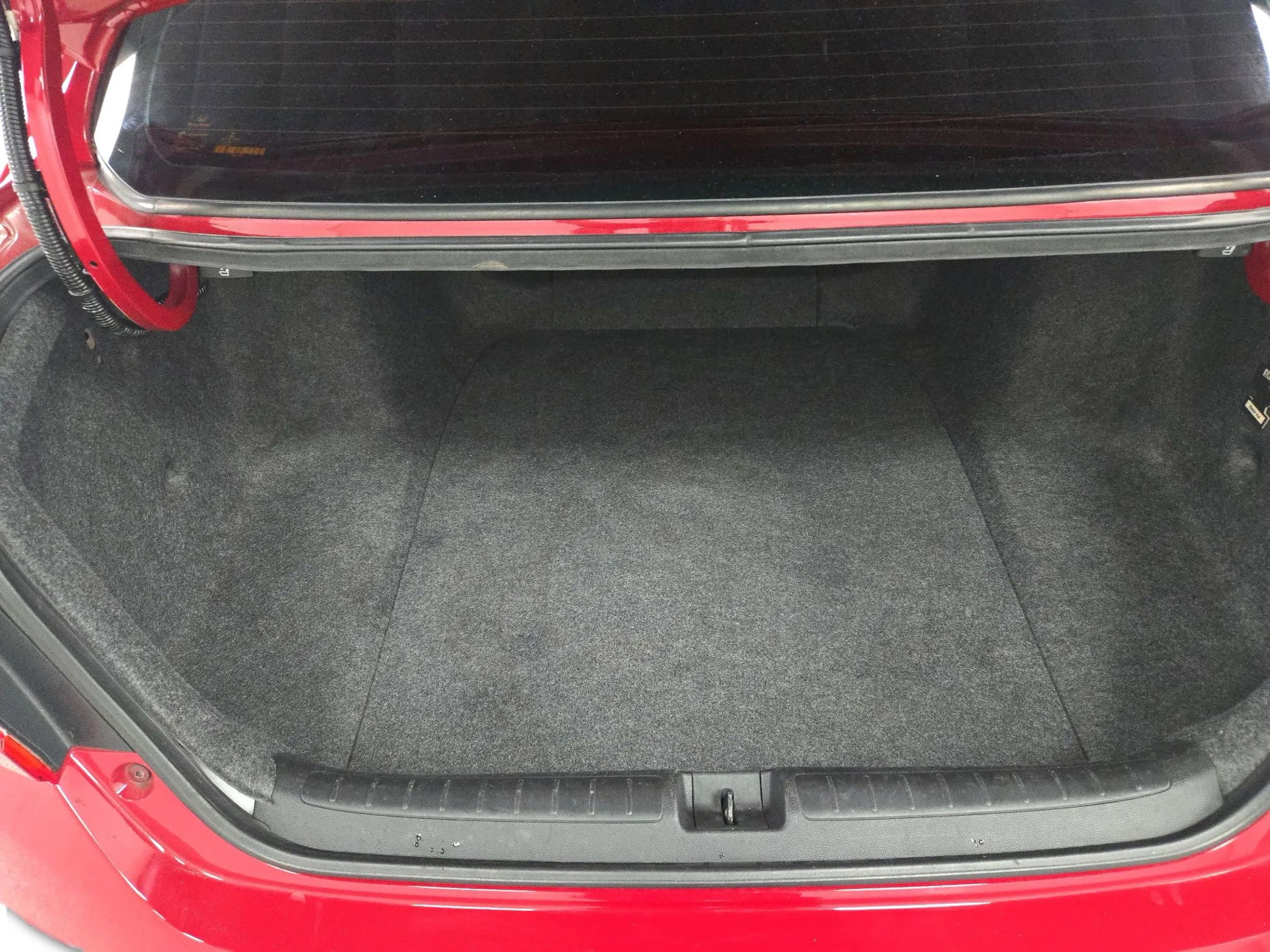 Used 2019 Honda Accord Sport image 11