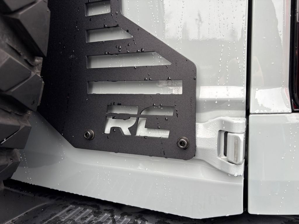 Used 2023 Ford Bronco Badlands AWD/4WD image 32