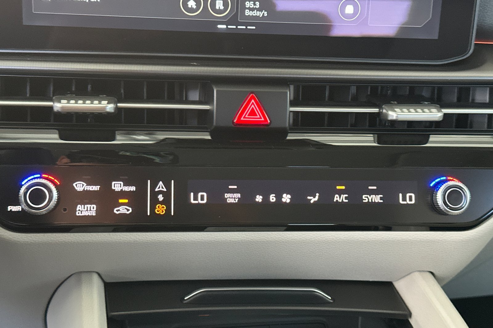 New 2027 Kia Sportage SX Prestige AWD/4WD image 21