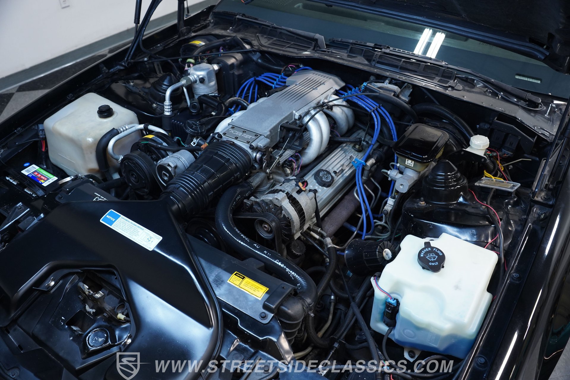 Used 1991 Chevrolet Camaro Z28 RWD image 33