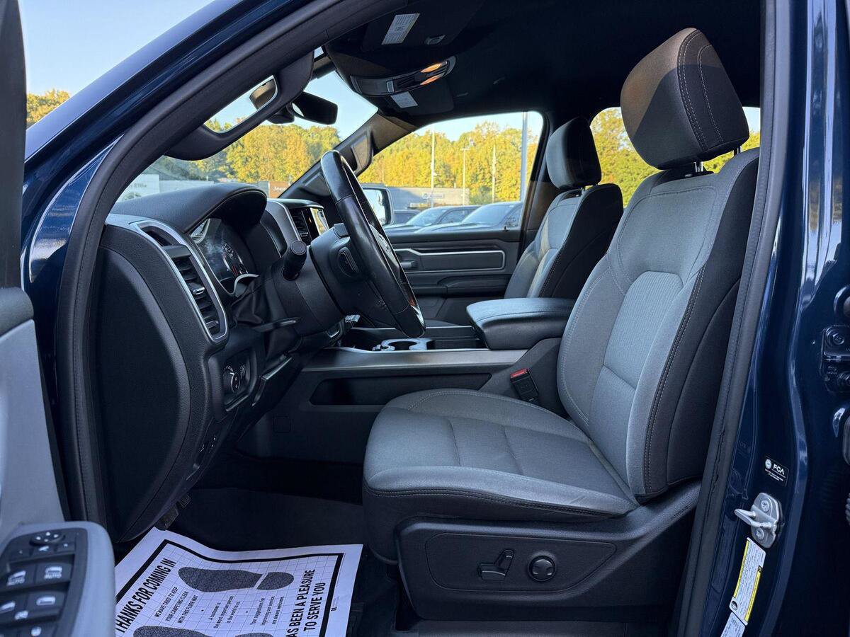 Used 2022 RAM 1500 Big Horn AWD/4WD image 12