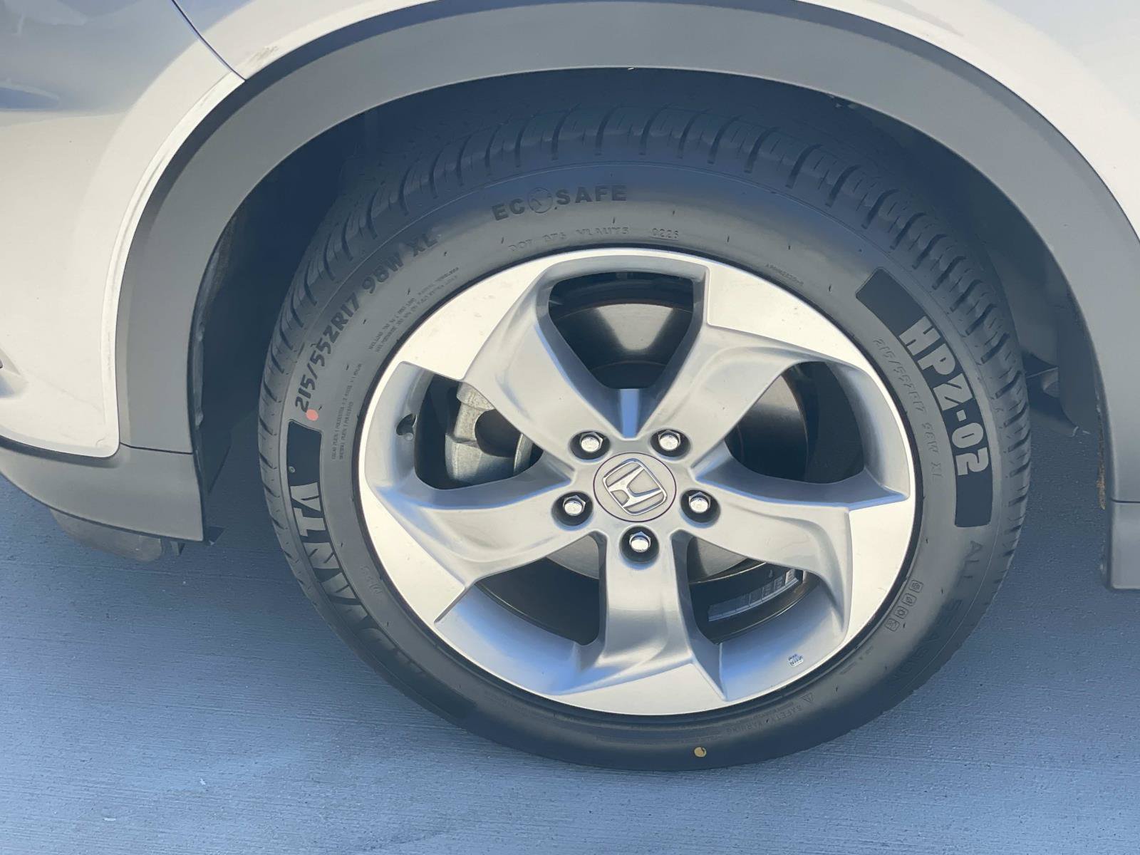 Used 2019 Honda HR-V LX image 30