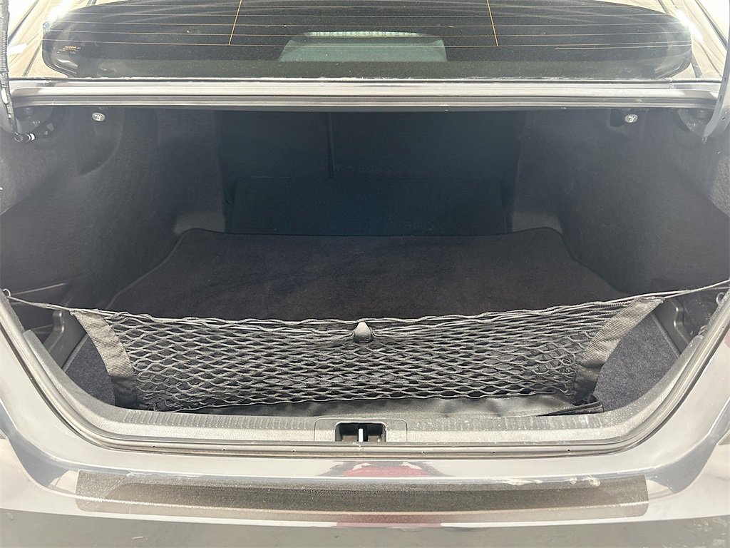 Used 2025 Toyota Camry LE w/ Convenience Package image 22