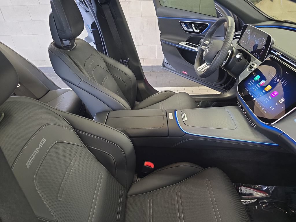 Certified 2025 Mercedes-Benz E 53 AMG e 4MATIC Sedan image 11