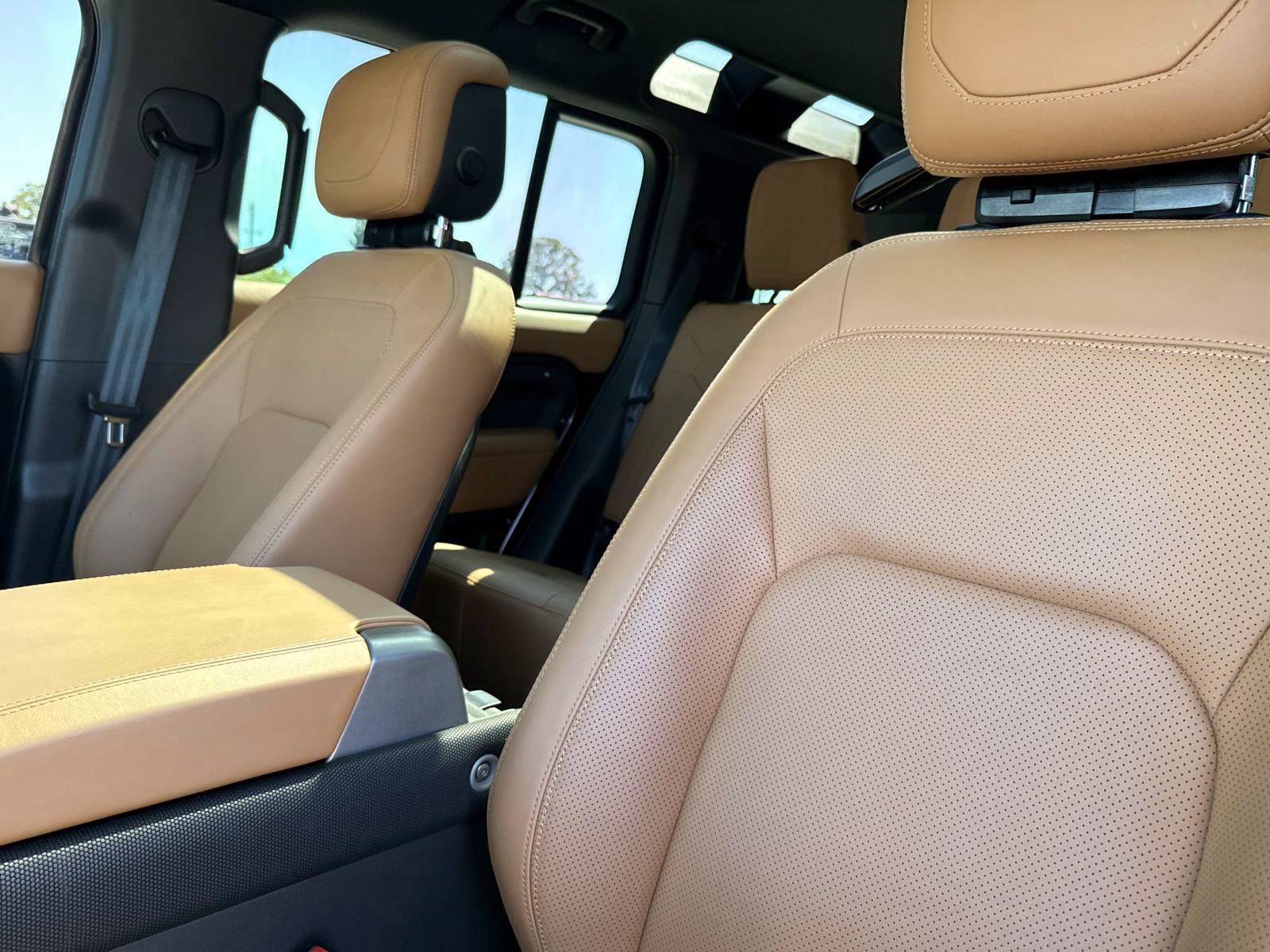 Used 2024 Land Rover Defender 110 Carpathian Edition image 22