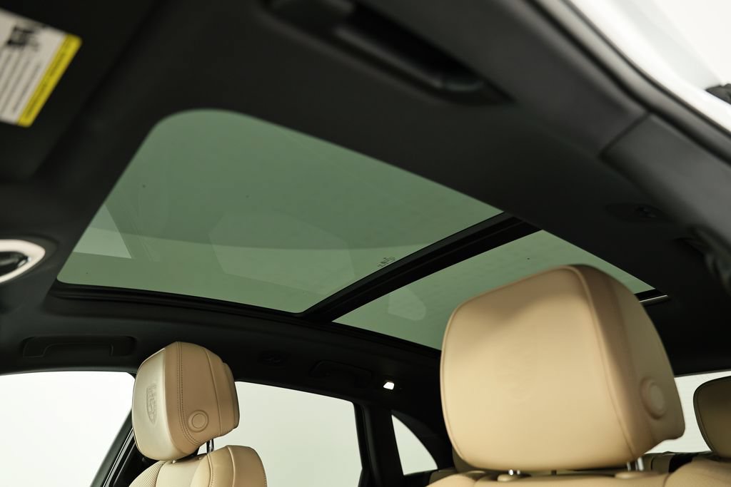 New 2026 Porsche Macan AWD/4WD image 18
