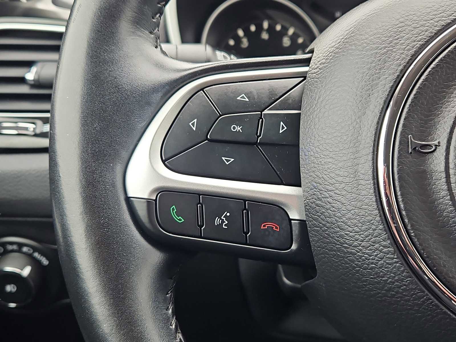 Used 2020 Jeep Compass Altitude image 23