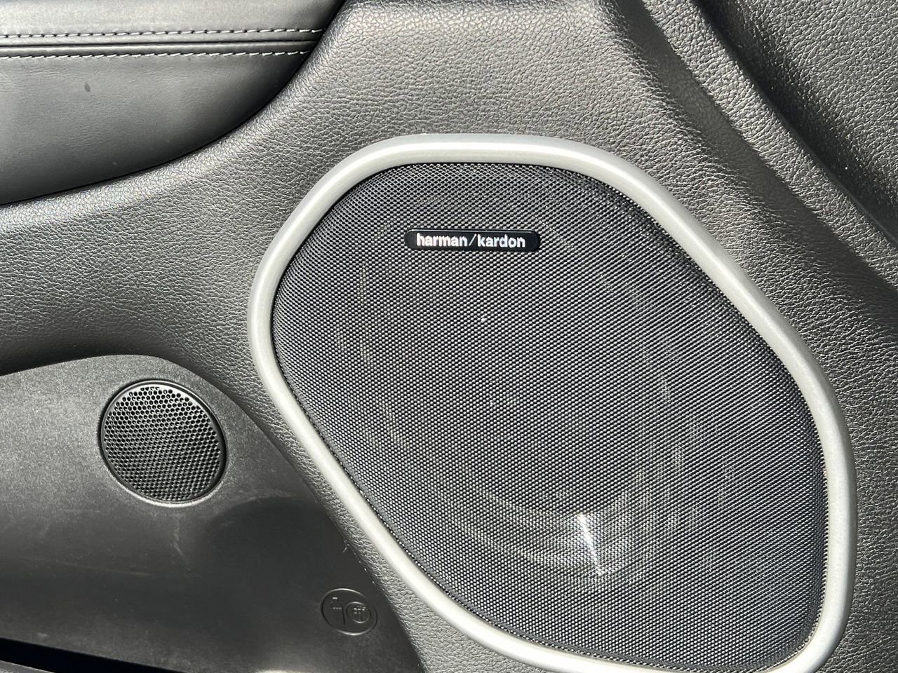 Used 2020 Jeep Grand Cherokee SRT image 20