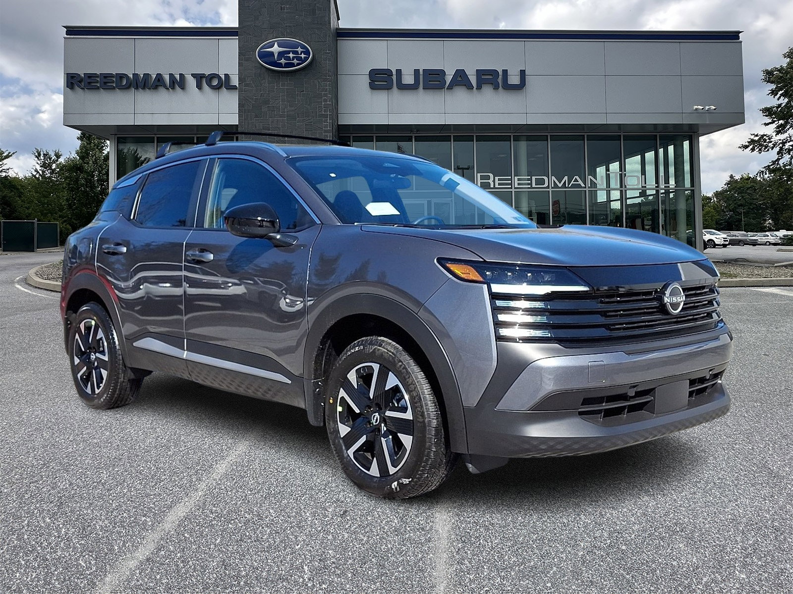 Used 2026 Nissan Kicks SV w/ Cold Weather Package AWD/4WD image 1