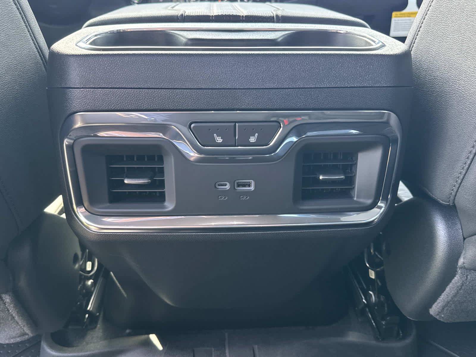 New 2026 Chevrolet Silverado 1500 High Country AWD/4WD image 9