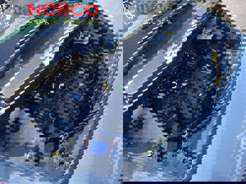 Used 2020 Ford Transit Connect XL image 31